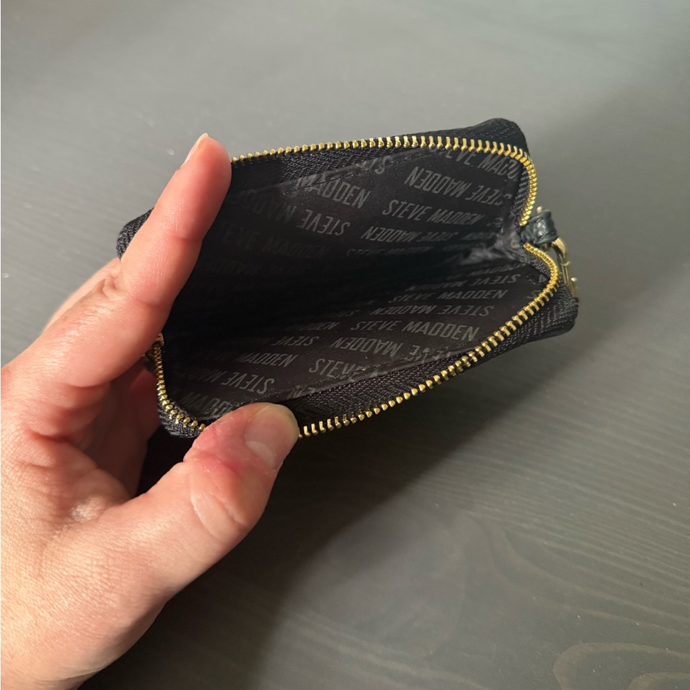 Steve Madden Black Wristlet Wallet - Picture 4 of 9